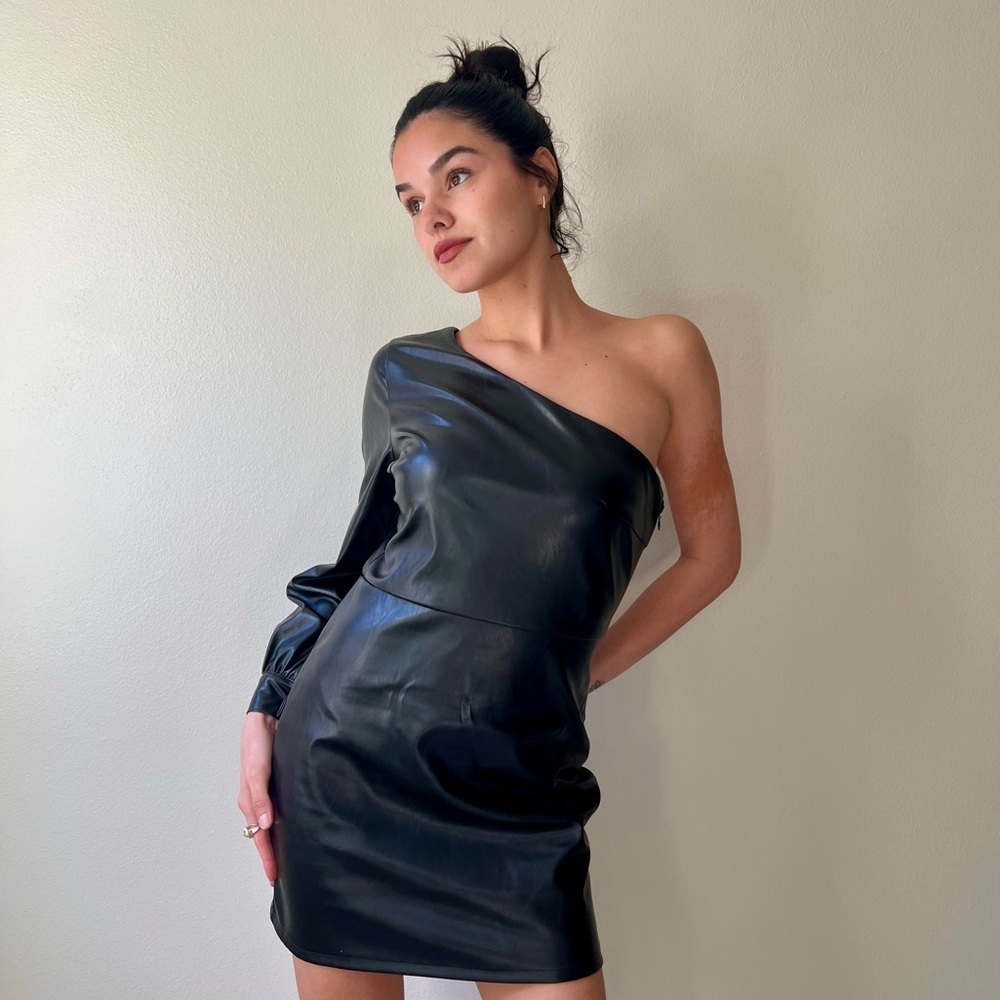 ‘Stella Dallas’ Black one shoulder long sleeve faux leather dress — Small